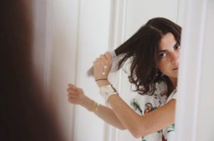 Trucos de belleza: toallitas de secador de pelo para quitar el frizz