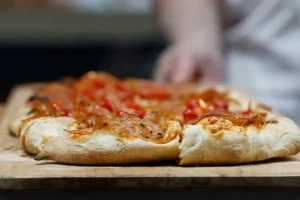 Eligieron a las 5 mejores pizzerías de Buenos Aires y el ranking generó polémica