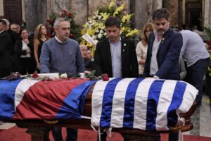 Axel Kicillof, presente en el último adiós a José “Pepe” Mujica en Uruguay