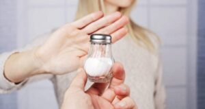 Semana de concientización sobre el consumo de sal: alertan por los riesgos para la salud y recomiendan reducir su ingesta
