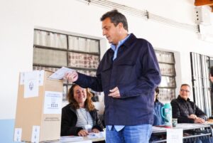 El Frente Renovador repudió los dichos de Milei contra periodistas: “La hoguera es un símbolo de la intolerancia”