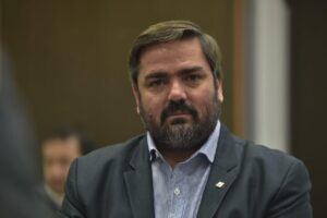 El radicalismo bonaerense eligió nuevas conducciones en nueve distritos tras sellar la unidad provincial