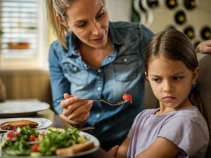 «Eso no me gusta»: cómo luchar contra la selectividad alimentaria en los chicos